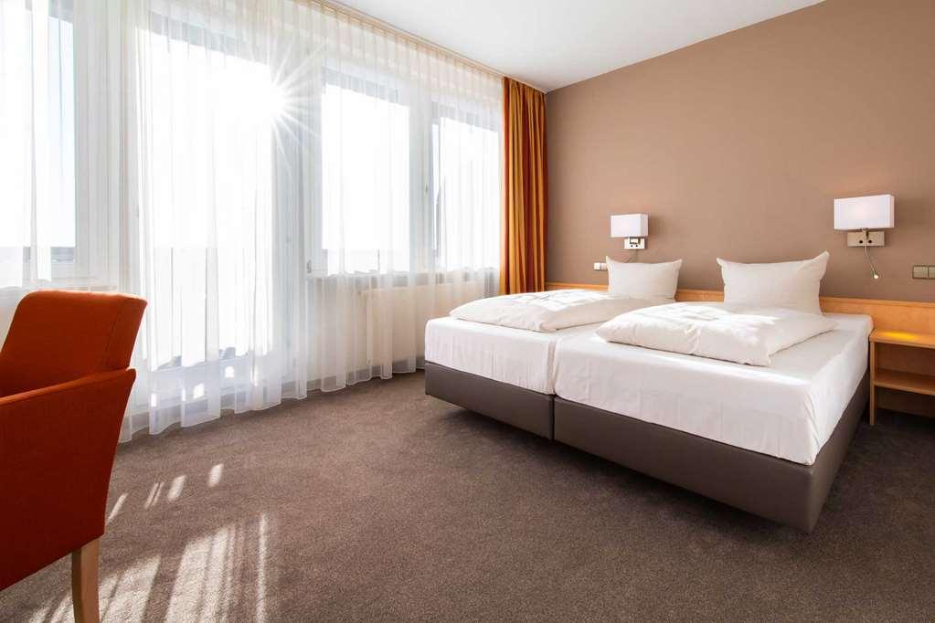 Aramis Tagungs- Und Sporthotel Gäufelden Quarto foto